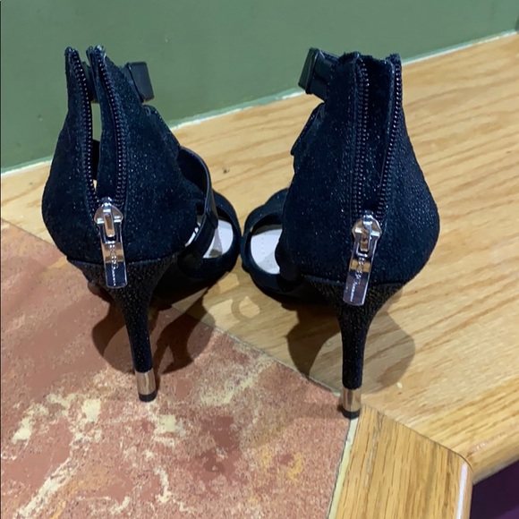 Shoes - Picture 3 of 5